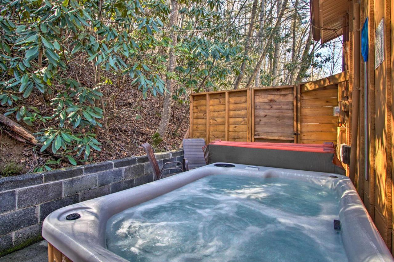 Couples Cabin Great Smoky Arts And Crafts Community Villa Gatlinburg Buitenkant foto